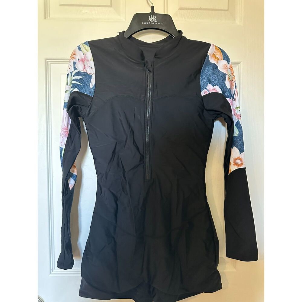 Women Long‑Sleeve Zip‑Front One‑Piece Swimsuit Black with Floral Shoulder Panels